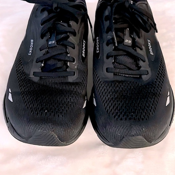 BROOKS 👟 BLACK GTS22 CUSHIONED ADRENALINE ATHLETIC SHOE SNEAKER Men’s 13 D Width - Picture 5 of 13